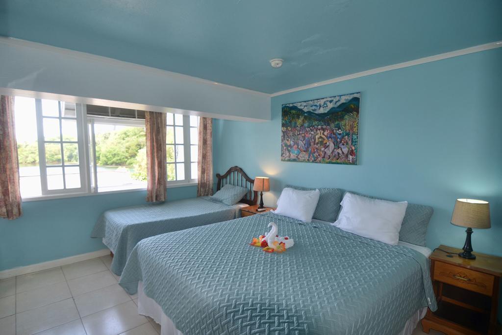 Moon San Villa At The Blue Lagoon بورت أنطونيو المظهر الخارجي الصورة